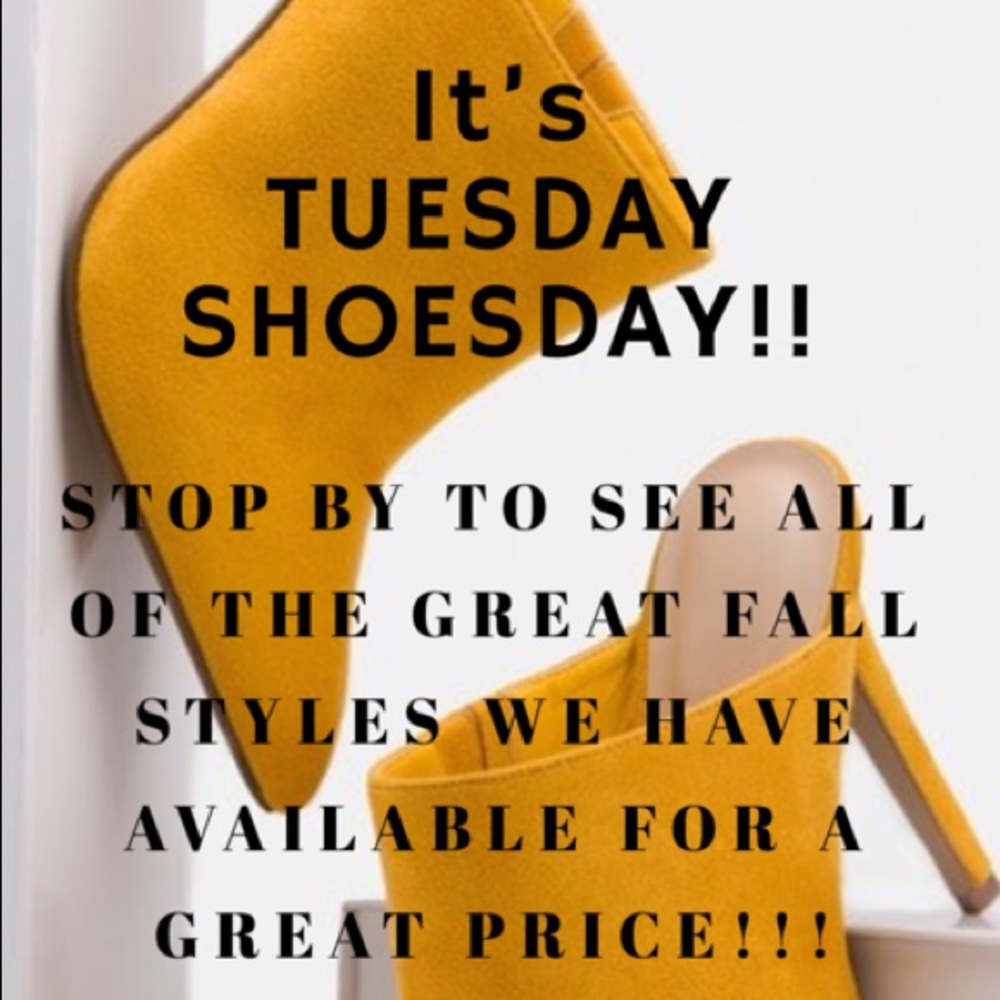 It’s “TUESDAY SHOESDAY!!!”  👠👢👟